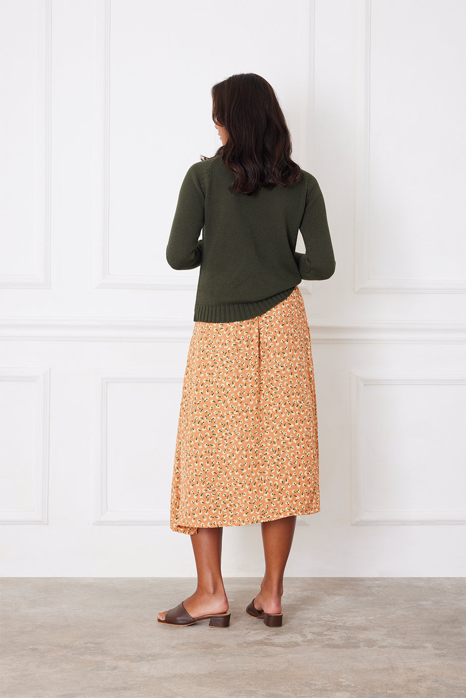 Avery Skirt in Chai Ditsy