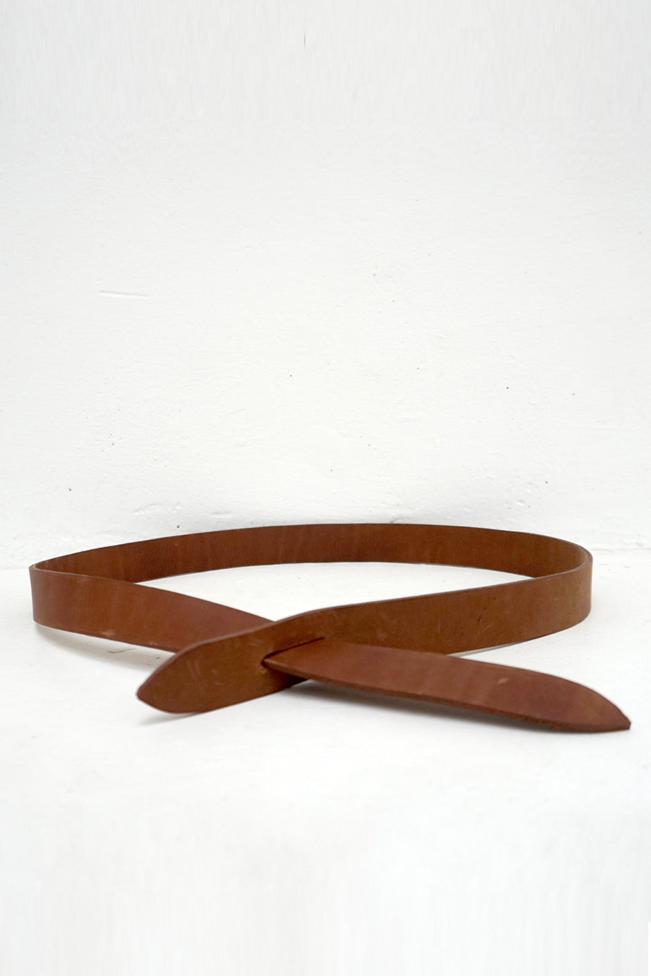 Paneros Clothing | Sustainable Brown Leather Wrap Belt for Women | Stylish Fashionable Accessory with Regenerative Farm Leather