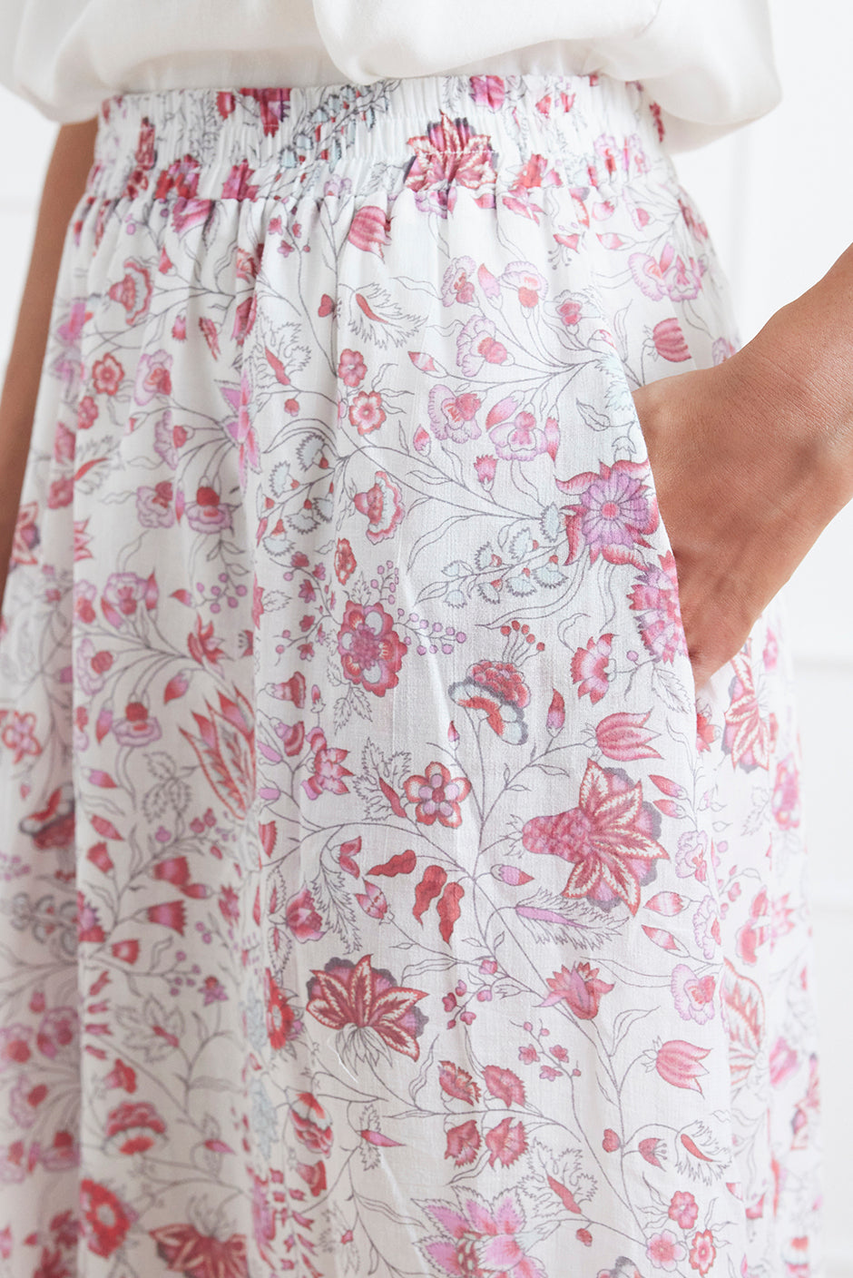 Wren Skirt in Sundrenched Garden