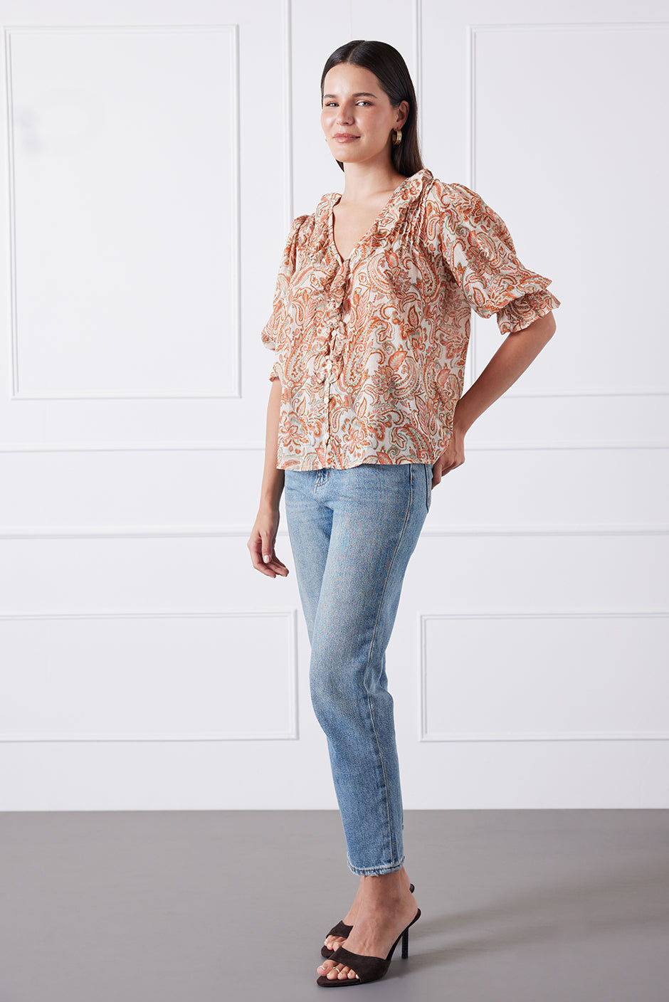 Chloe Shirt in Canyon Paisley
