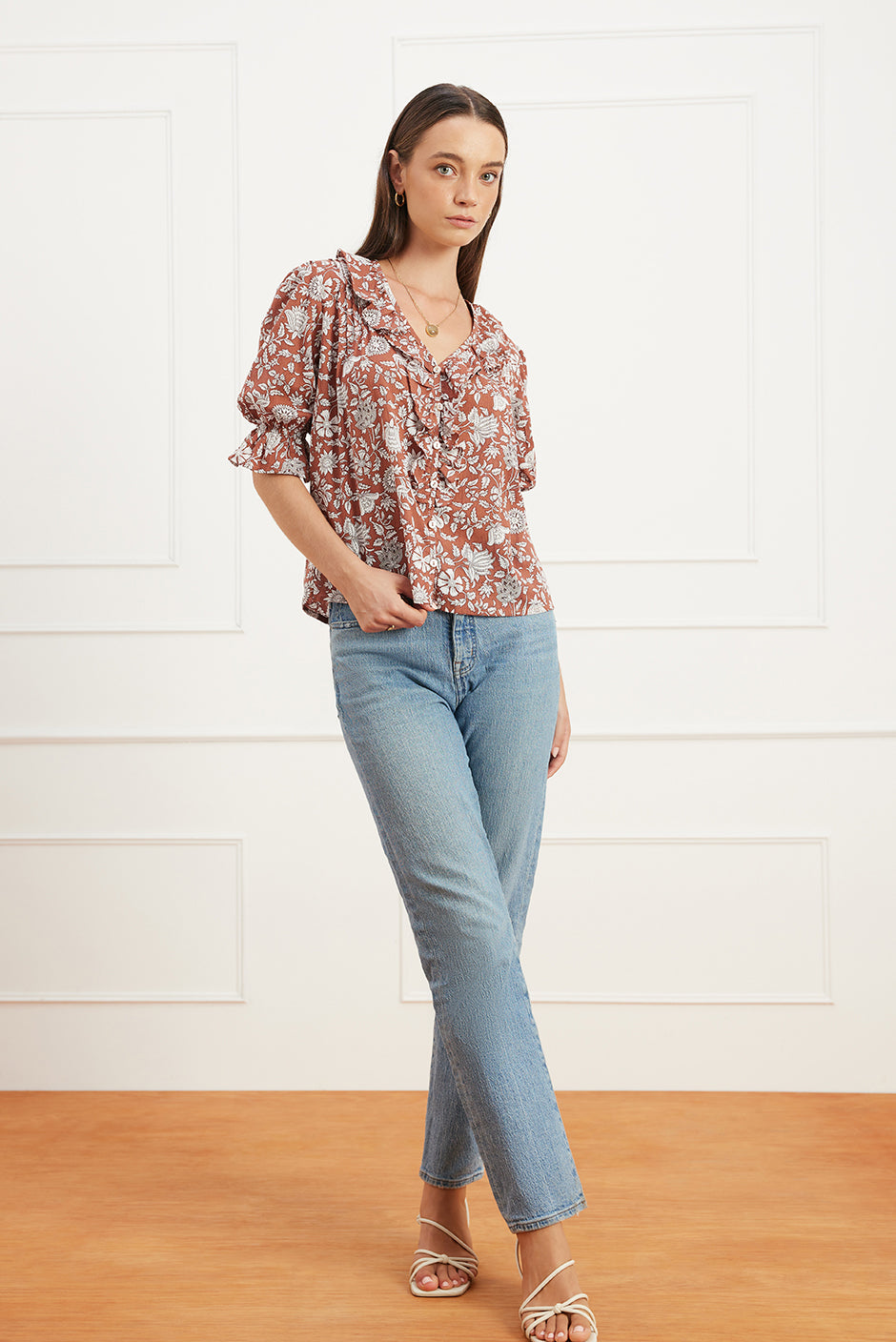Chloe Shirt in Garden Roots