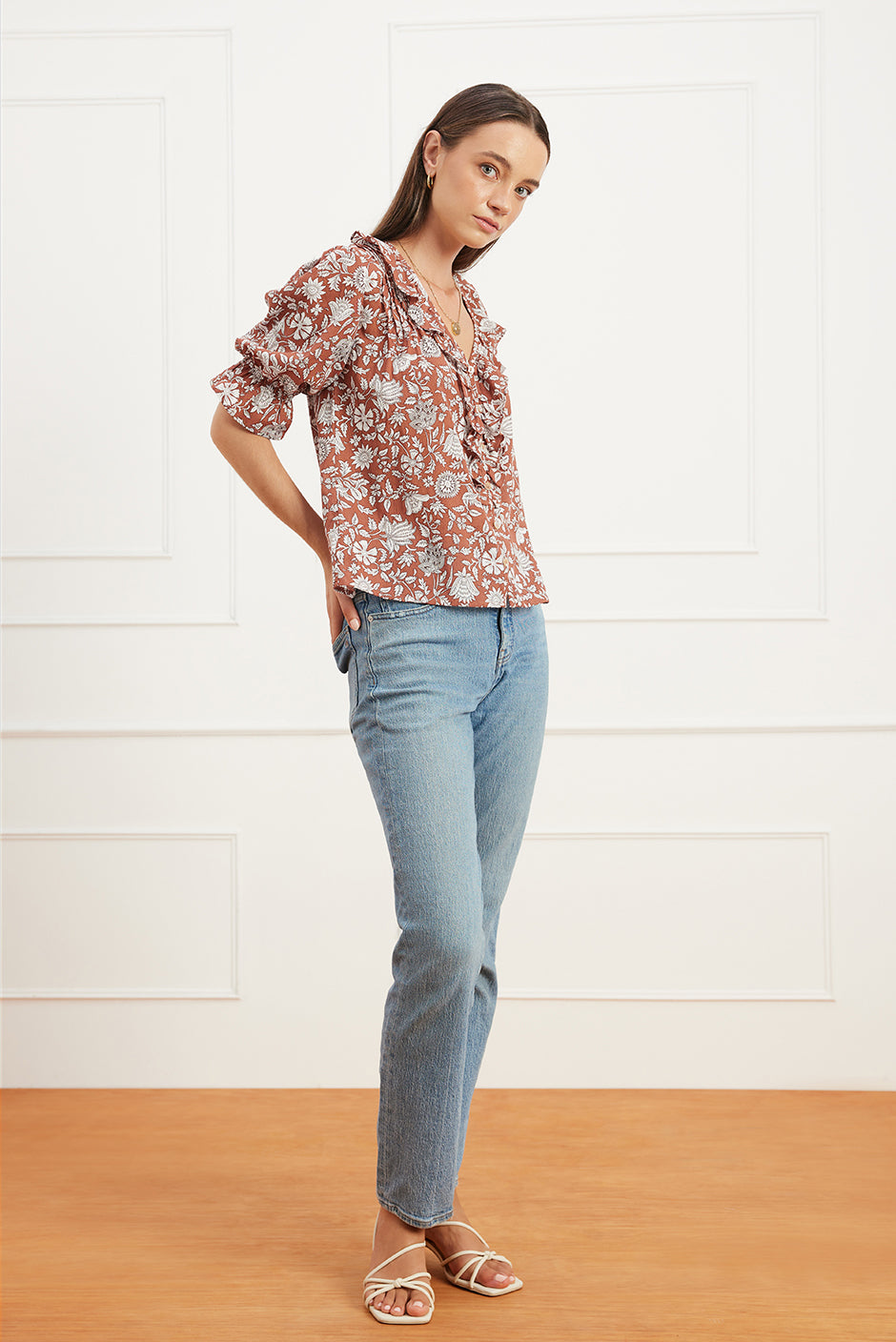 Chloe Shirt in Garden Roots