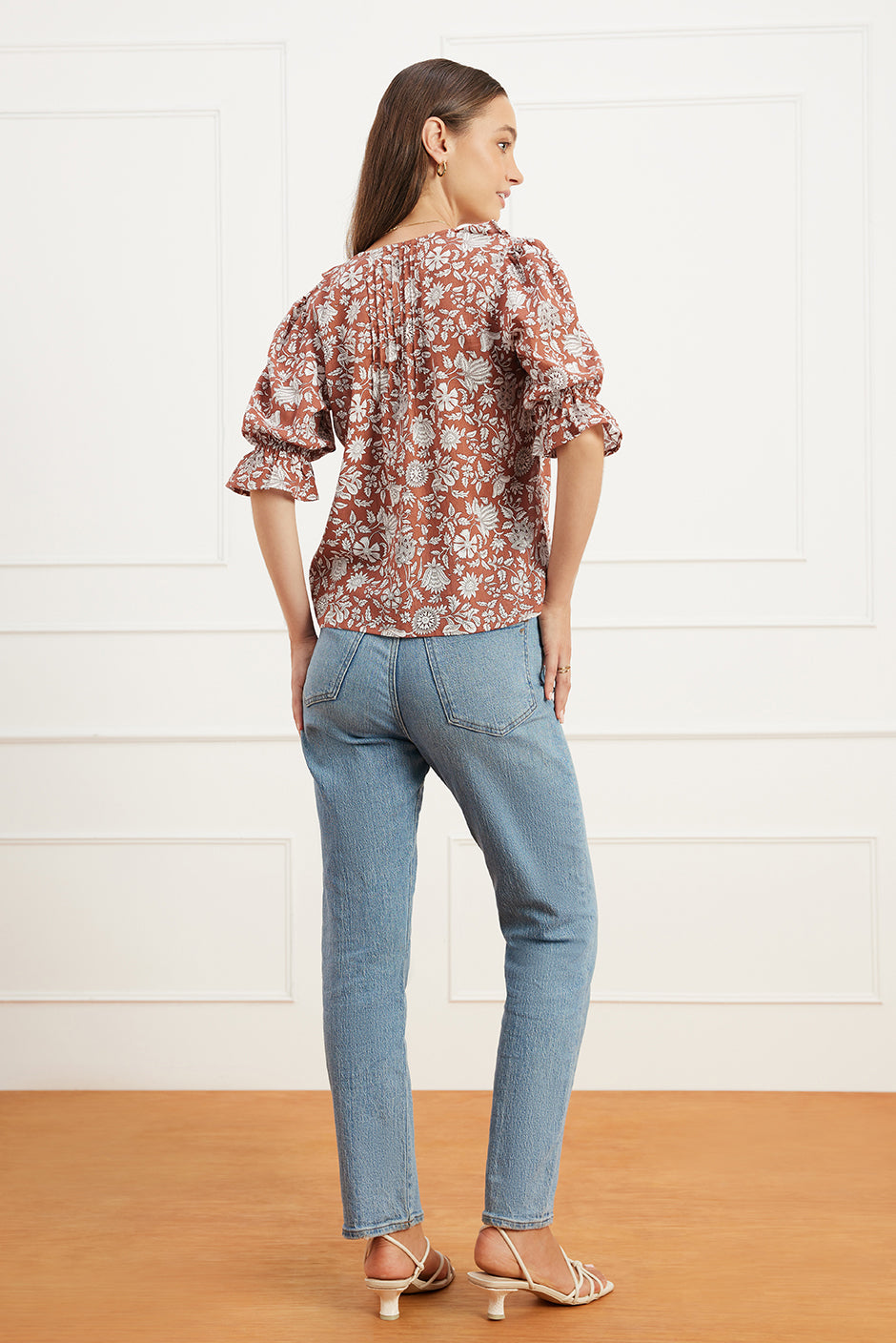 クロエ Chloe WHITE WARDROBE ストレッチ 前フリル カットソー