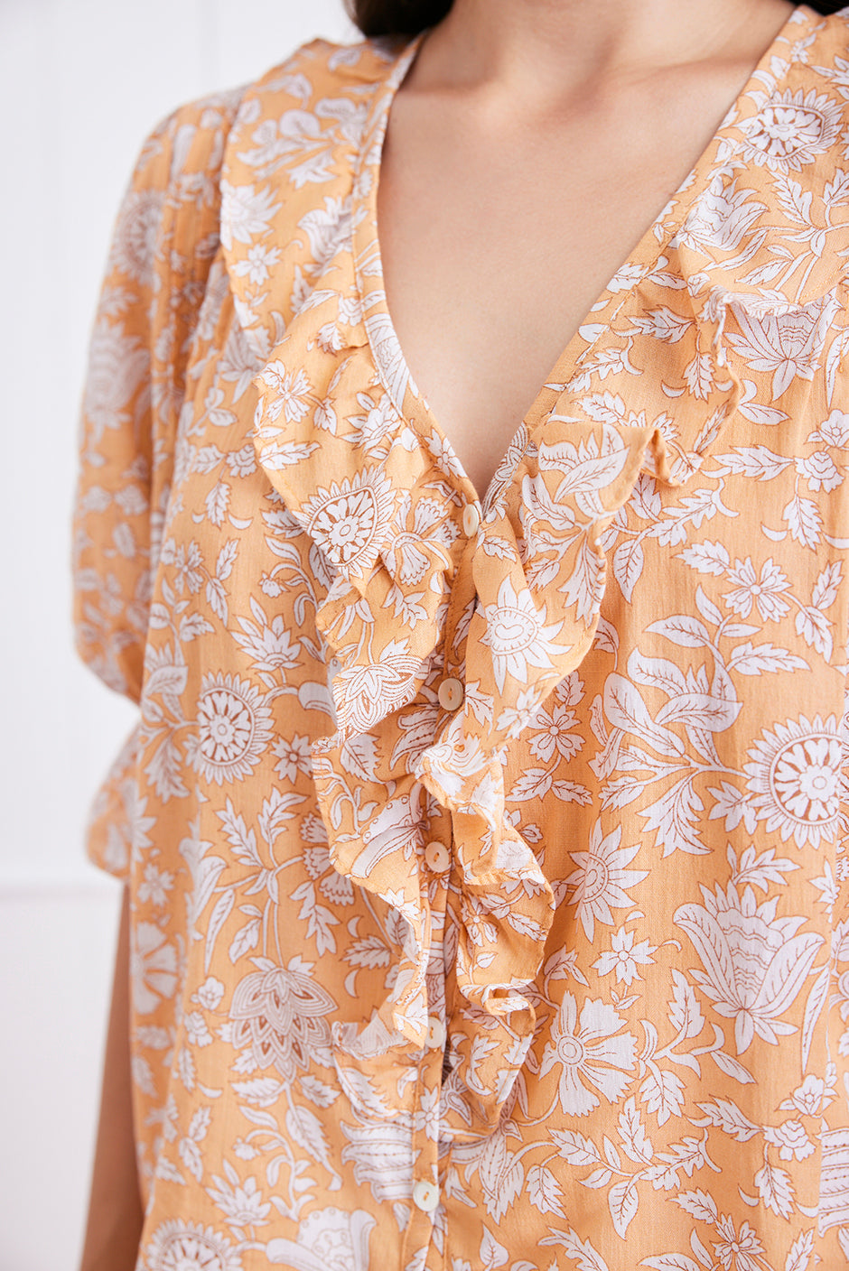 Chloe Shirt in Poppy Garden