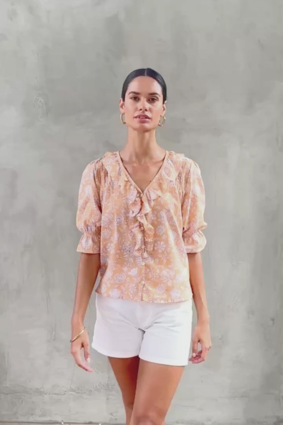 Chloe Shirt in Poppy Garden