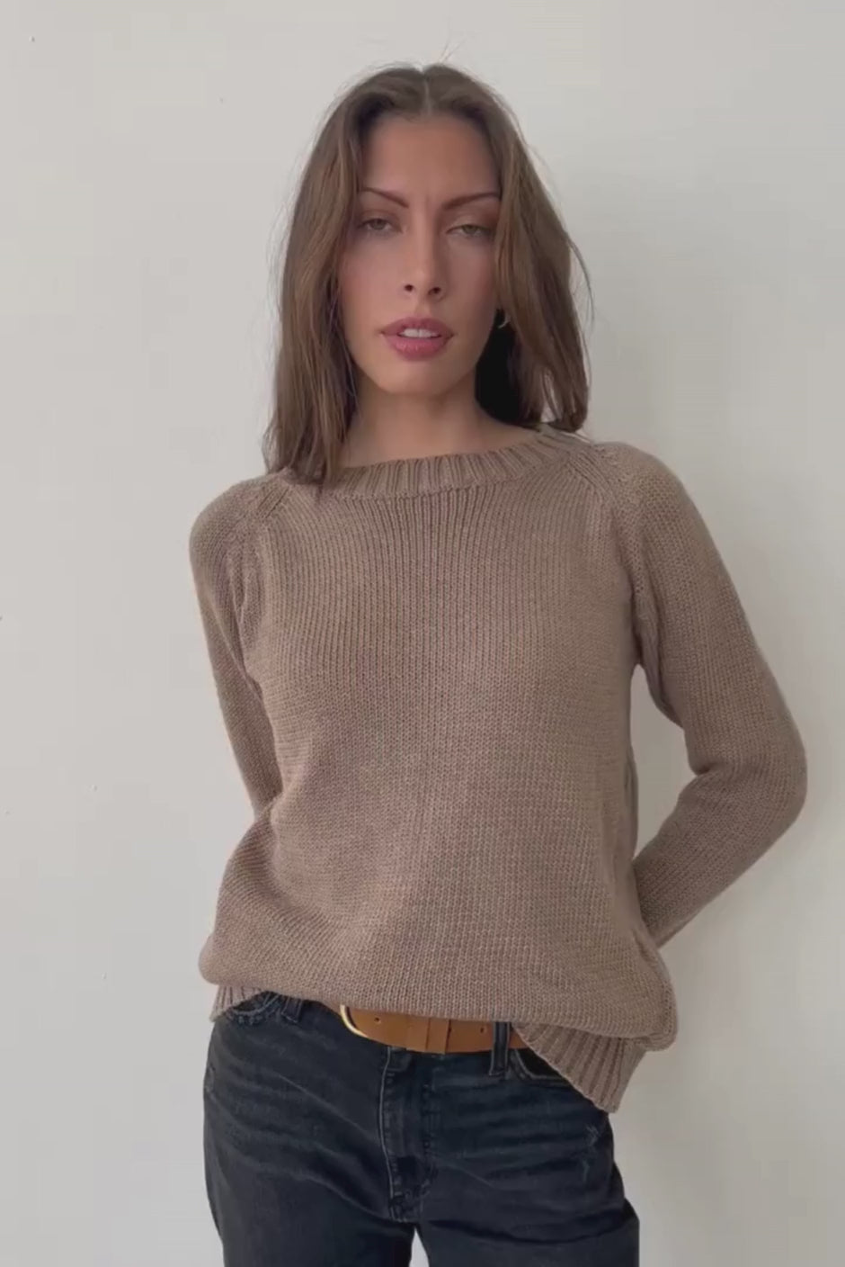 Sloane Crewneck in Mocha