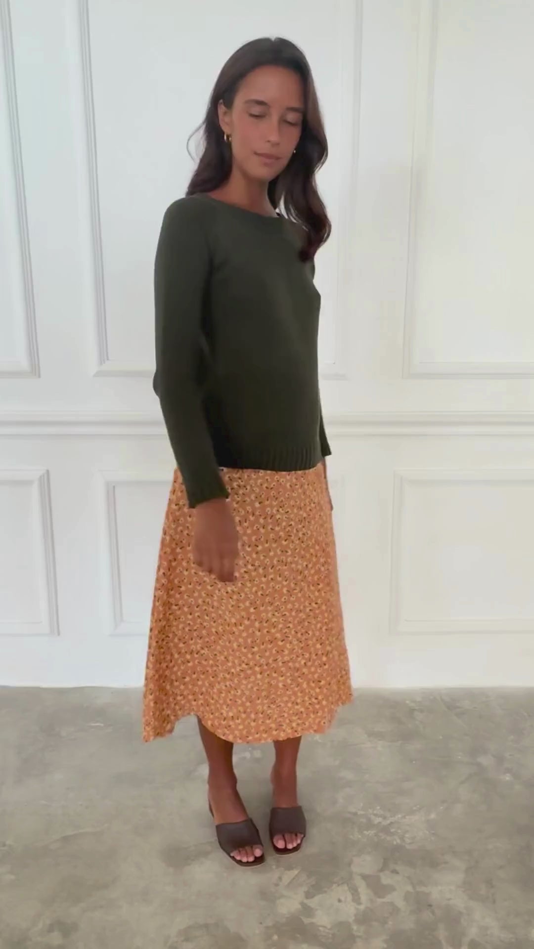 Avery Skirt in Chai Ditsy