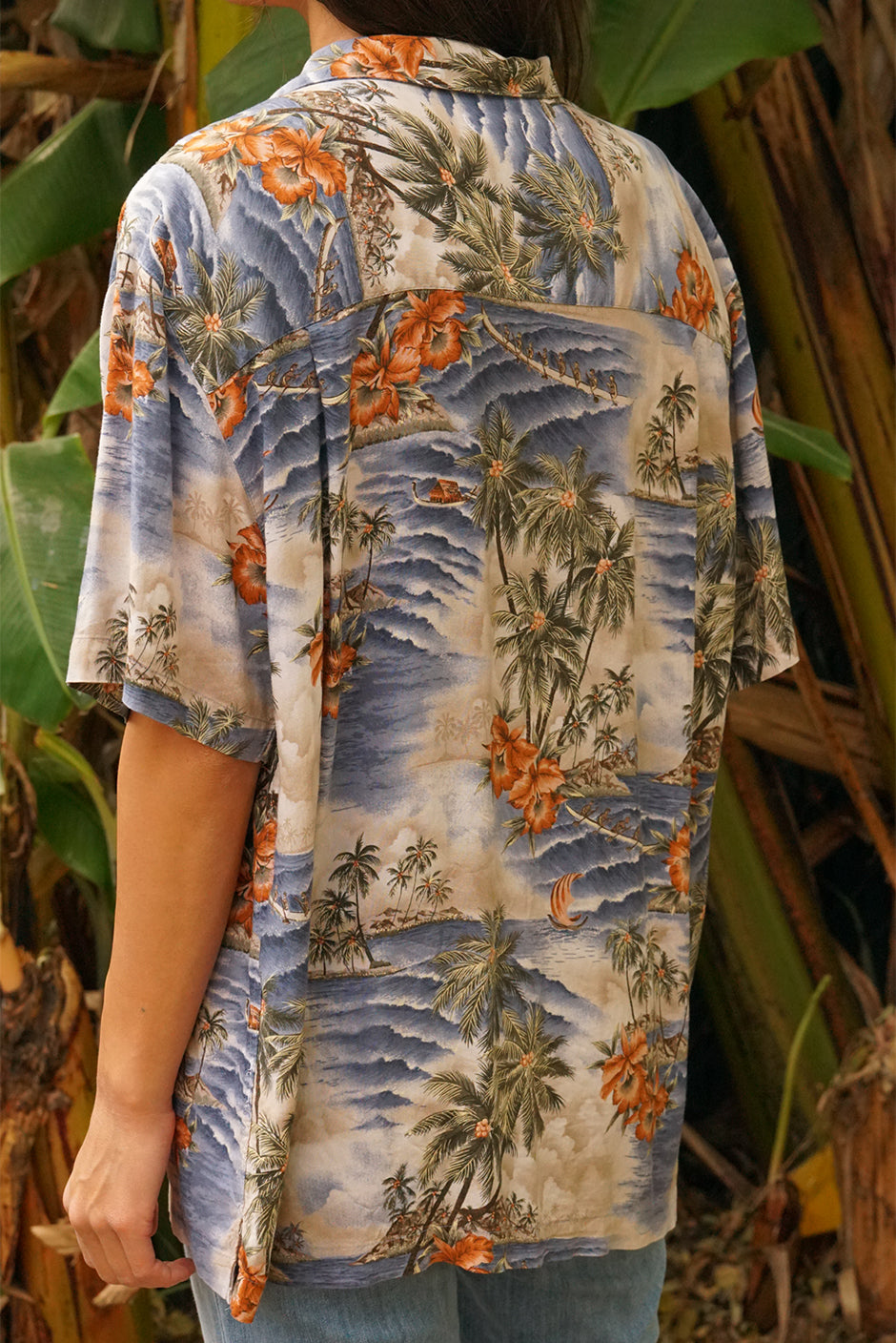 One of a kind handmade embellished Tie Dye Kai aloha shirt by Paneros Clothing. Hawaiian Kai Shirt // Beaded Island Breeze, Size L. View 4