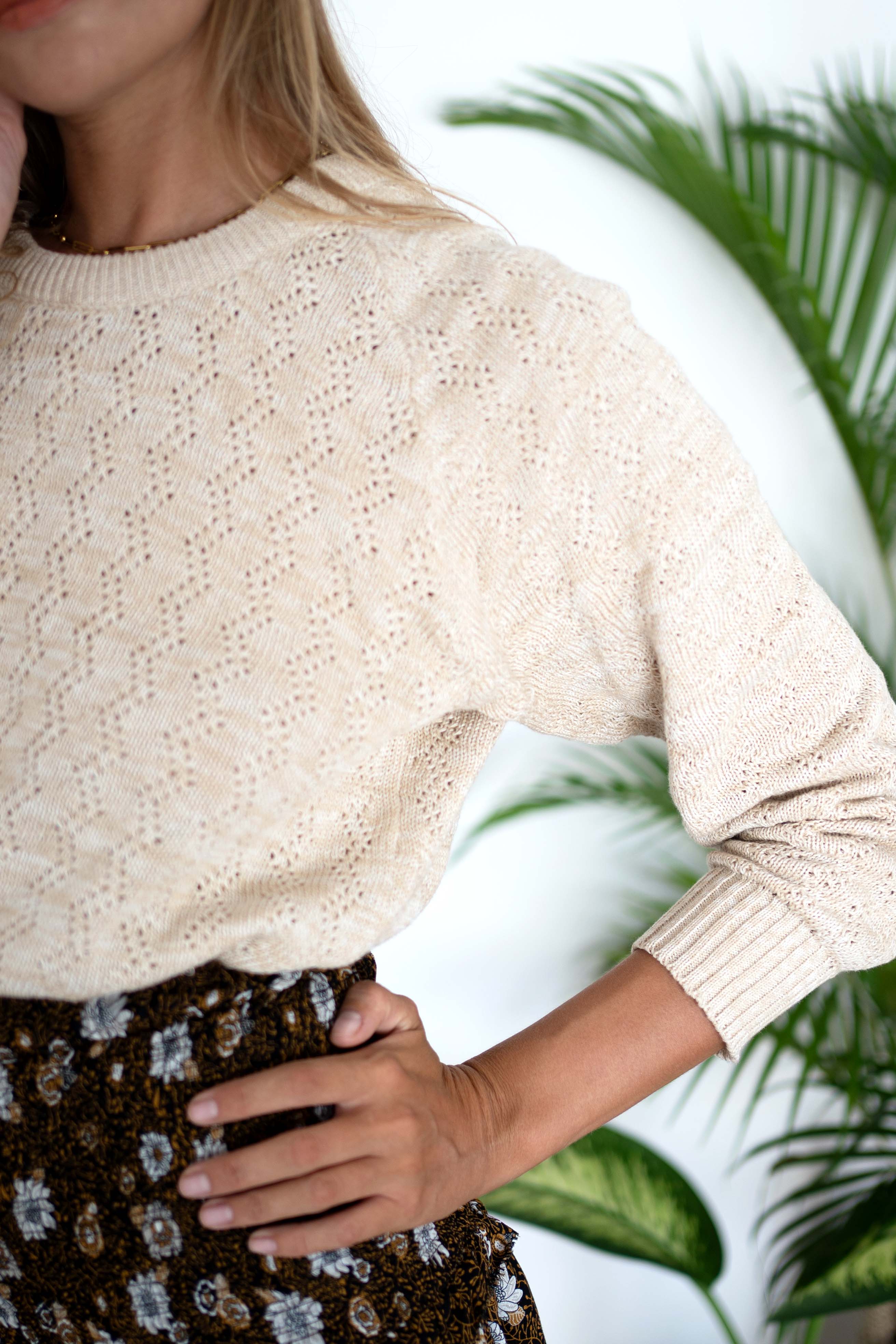 Elegant white clearance sweater